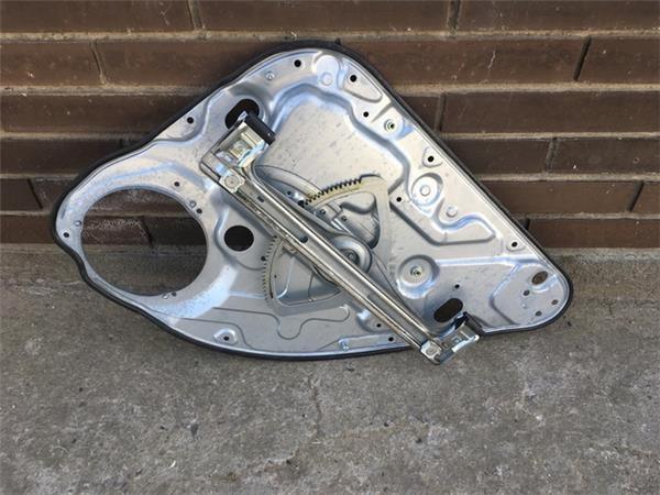 Elevalunas trasero izquierdo ford focus - 984814211