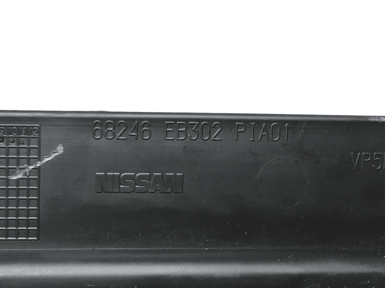 Embellecedor central Nissan 68246 - EB302 - 68246EB302