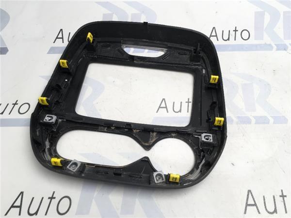Embellecedor central Renault Captur