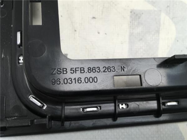 Embellecedor central Seat Leon IV KL - 5fb863263n