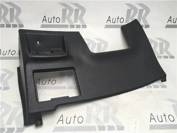 embellecedor columna nissan terrano 2