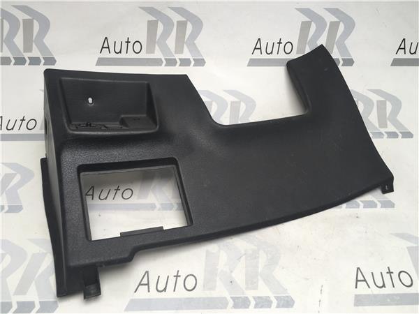 embellecedor columna nissan terrano 2 - 681060f000