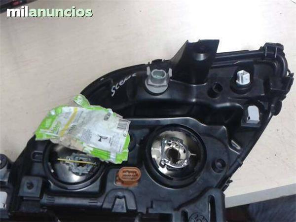 Faro delantero derecho megane scenic i - AutoRR 7700432093