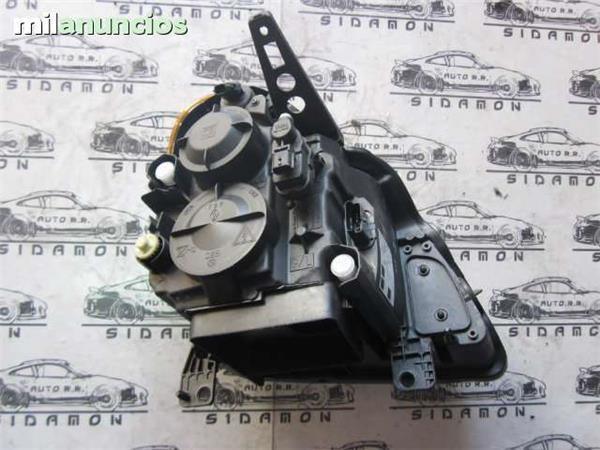 Faro delantero derecho renault modus - AutoRR 8200652043