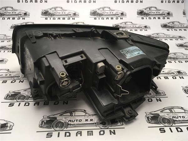 Faro derecho audi a4 8e - 
