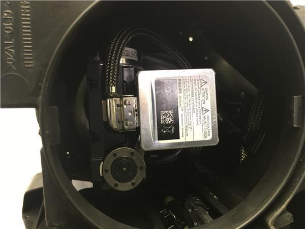 Faro derecho Mercedes W246 Bi-Xenon Led - a2468207861