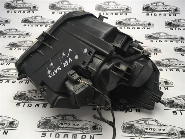 Faro derecho renault velsatis - 