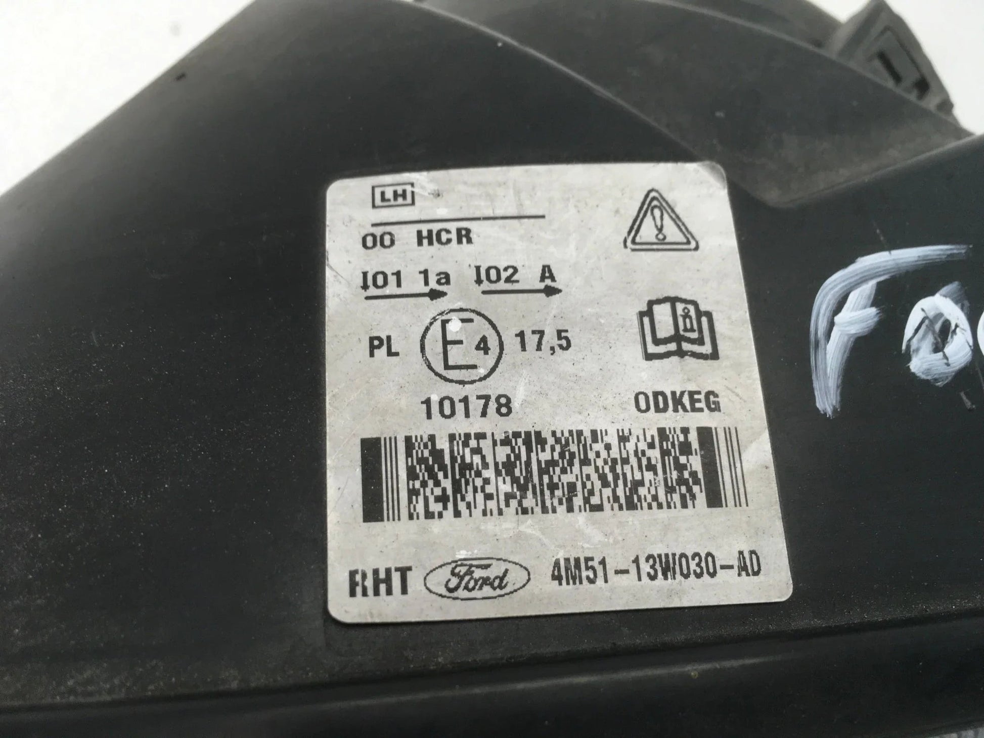 Faro izquierdo Ford Focus II