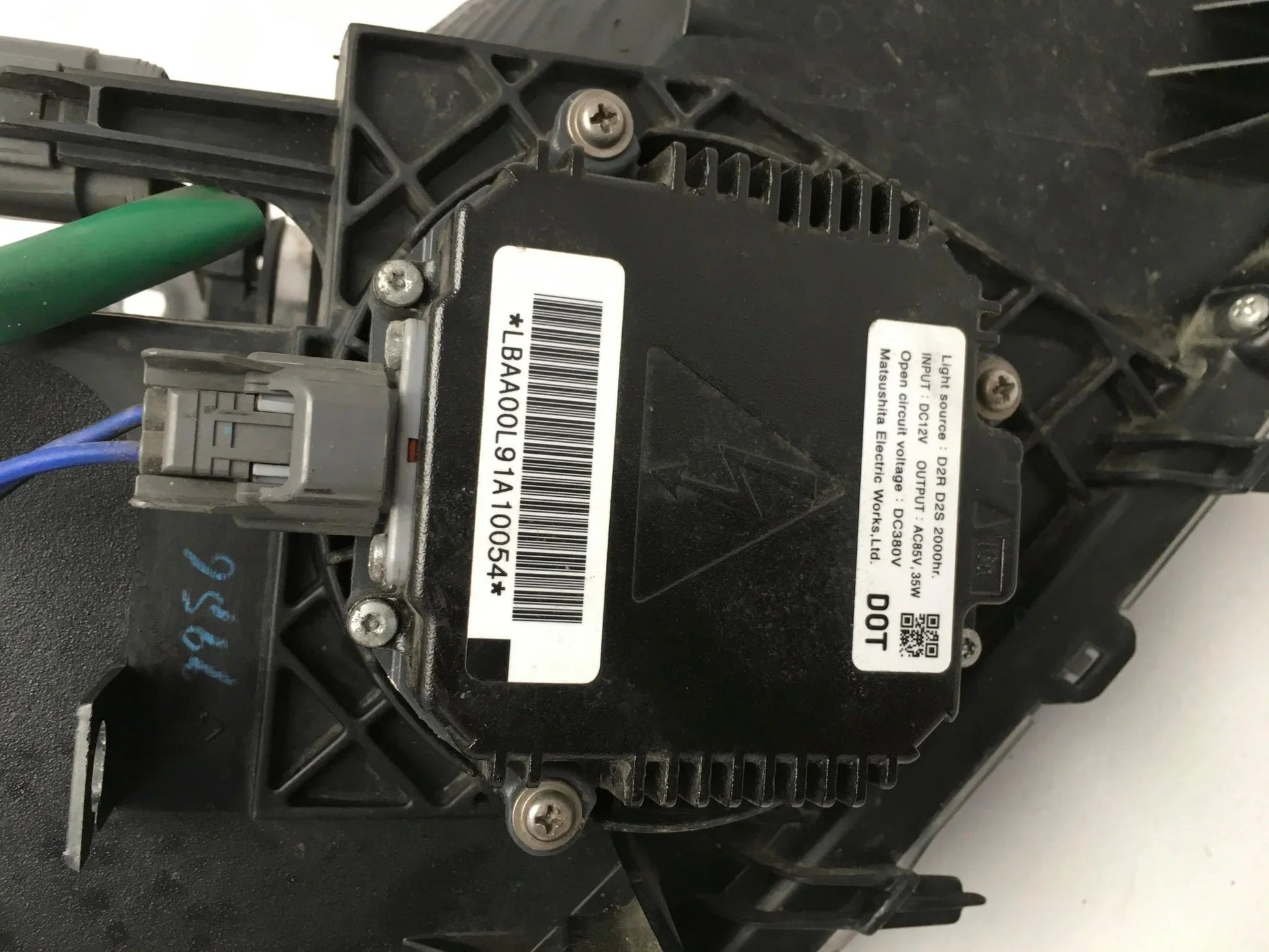 Faro izquierdo Mazda CX7 EH1051040