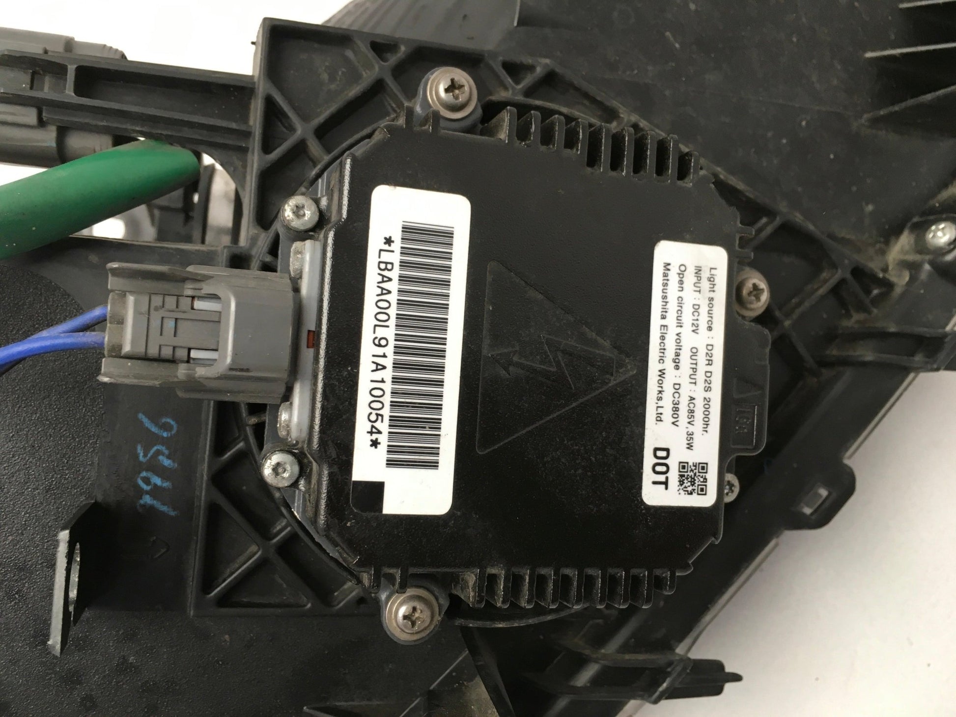 Faro izquierdo Mazda CX7 EH1051040 - EH1051040