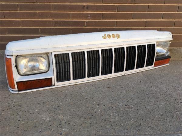 Frontal Jeep Cherokee II