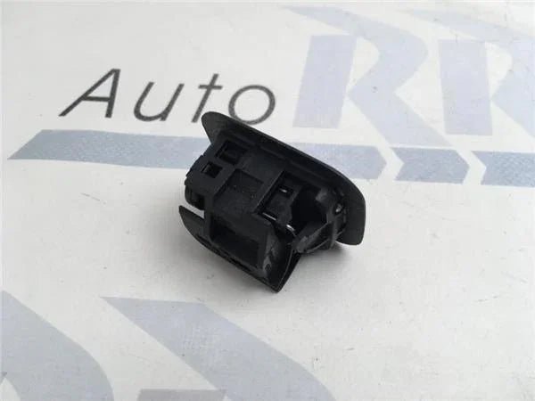 Gancho techo Mercedes a2078100140