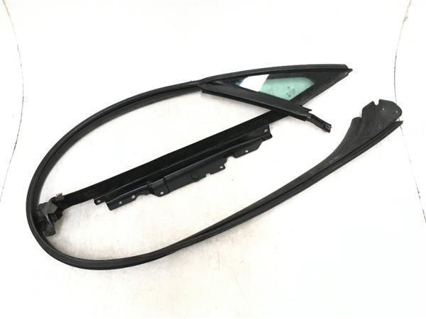 Goma trasera izq Mercedes E Coupe C207