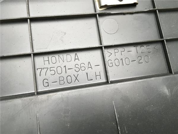 Guantera Honda Vivic VII