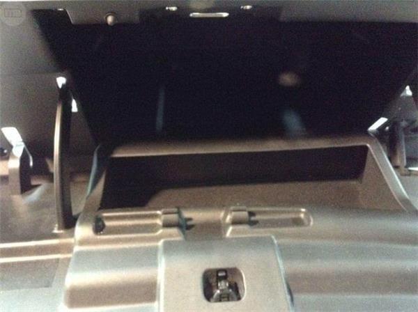 Guantera nissan qashqai j10 - 