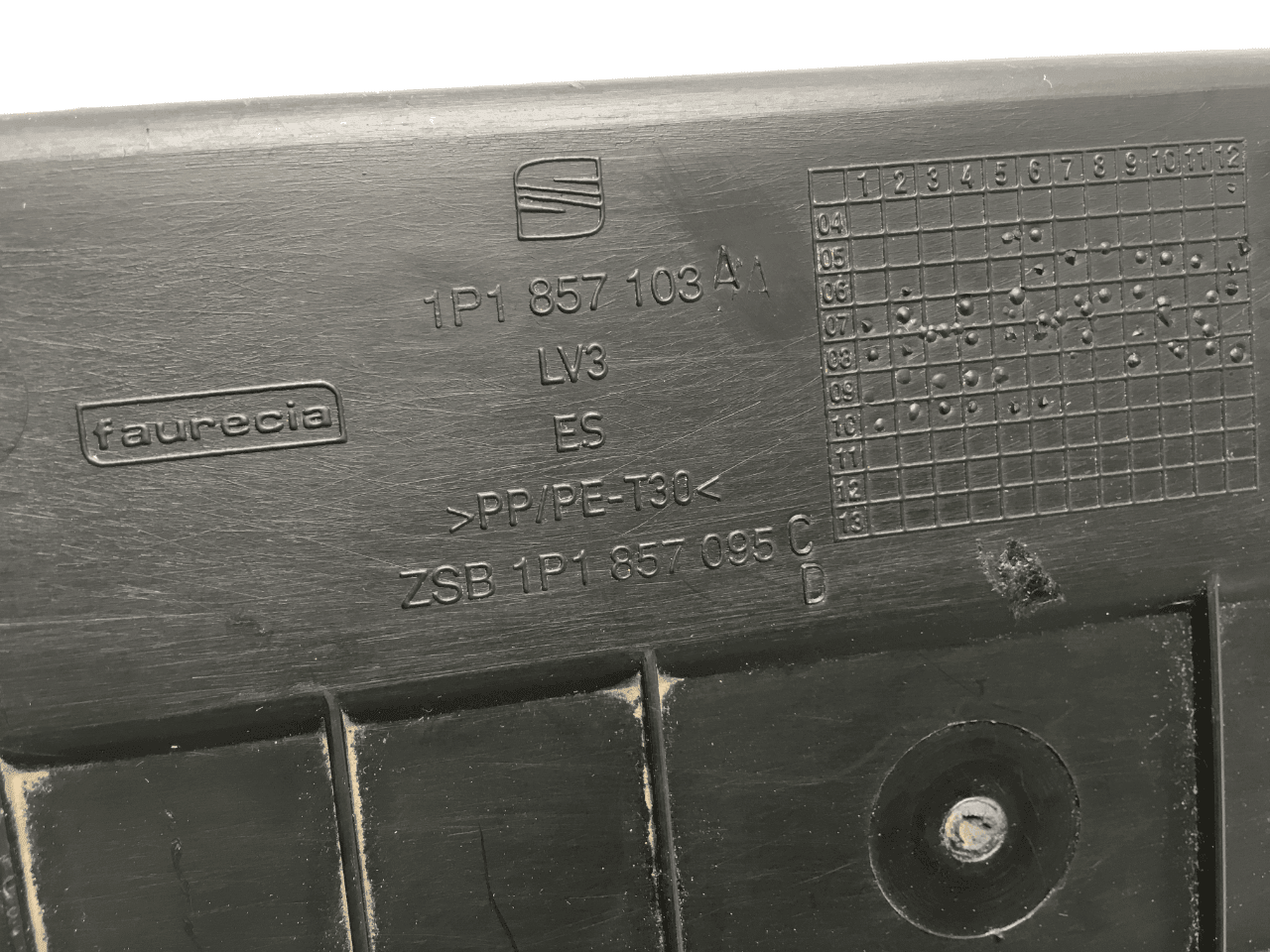 Guantera Seat Leon II 1P - 1P1857103