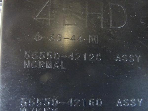 Guantera toyota rav4 xa40 - 5555042120