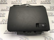 Guantera VW Passat 365 B7 - 3aa857938