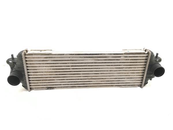 Intercooler Vivaro Primastar Trafic 7700