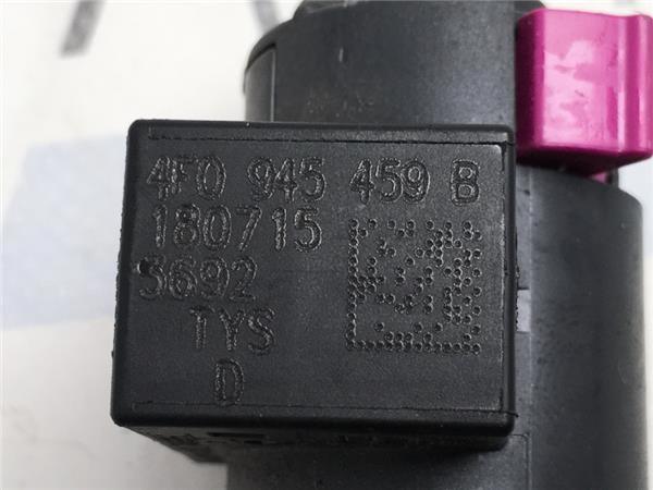 Interruptor de freno Audi 4f0945459b