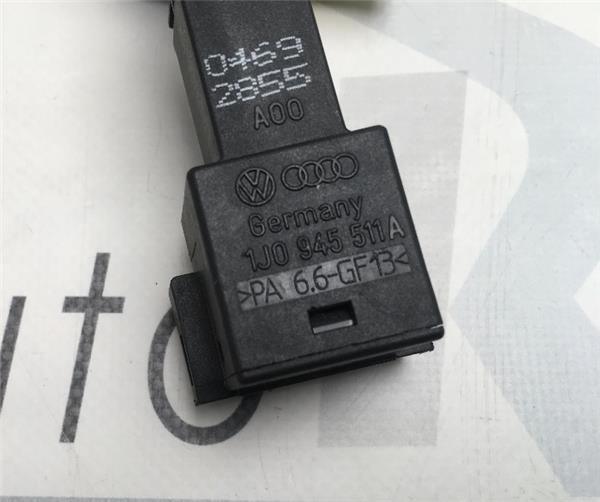 Interruptor freno Audi VW 1J0945511A - 1J0945511A