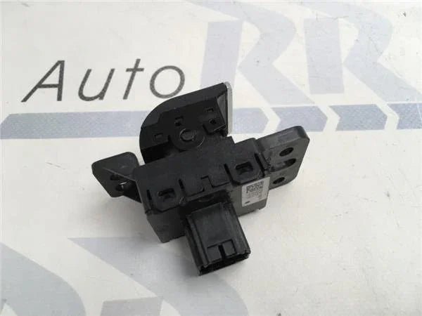 Interruptor freno mano Alfa Romeo Giulia