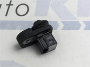Interruptor puerta Nissan 6825E4