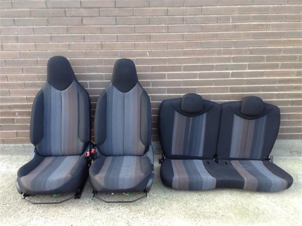 Juego asientos peugeot 108 - 