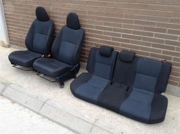 Juego asientos toyota yaris iii - 