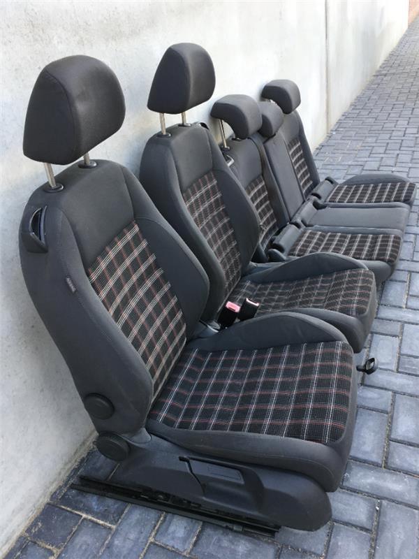 Juego asientos VW Golf V GTI