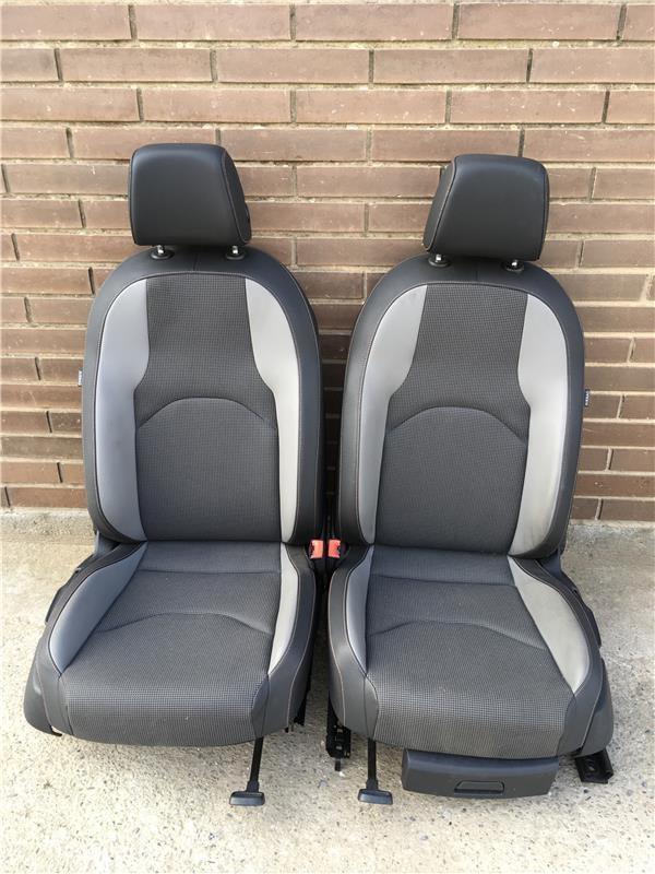 Juego de asientos Seat Leon III 5F