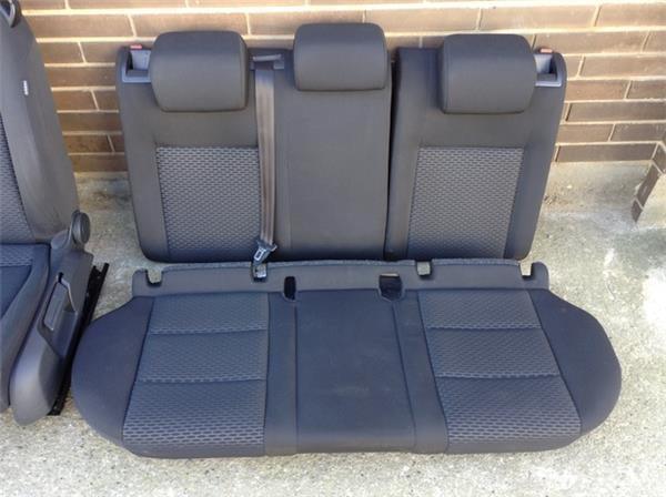 Juego de asientos volkswagen golf vi - 