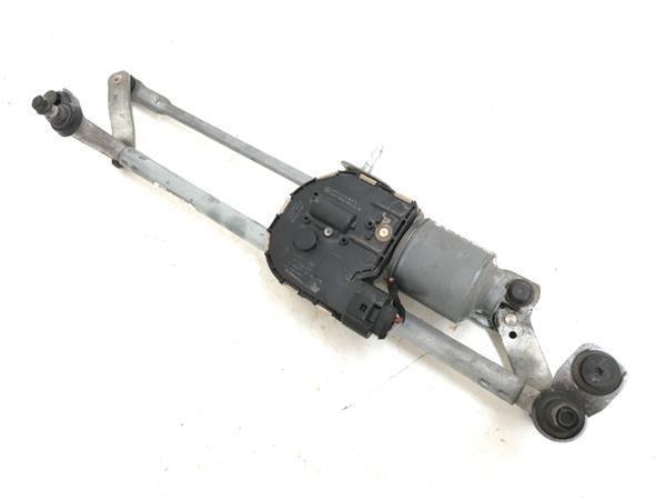 Limpia delantero VW Scirocco III - 1k8955023b