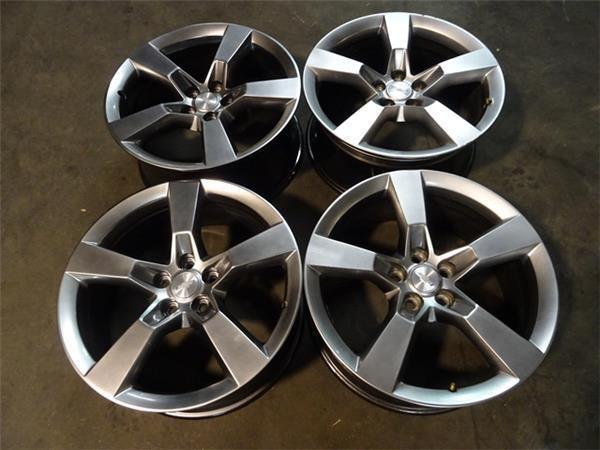 Llantas 20 chevrolet camaro - 20x8j et35