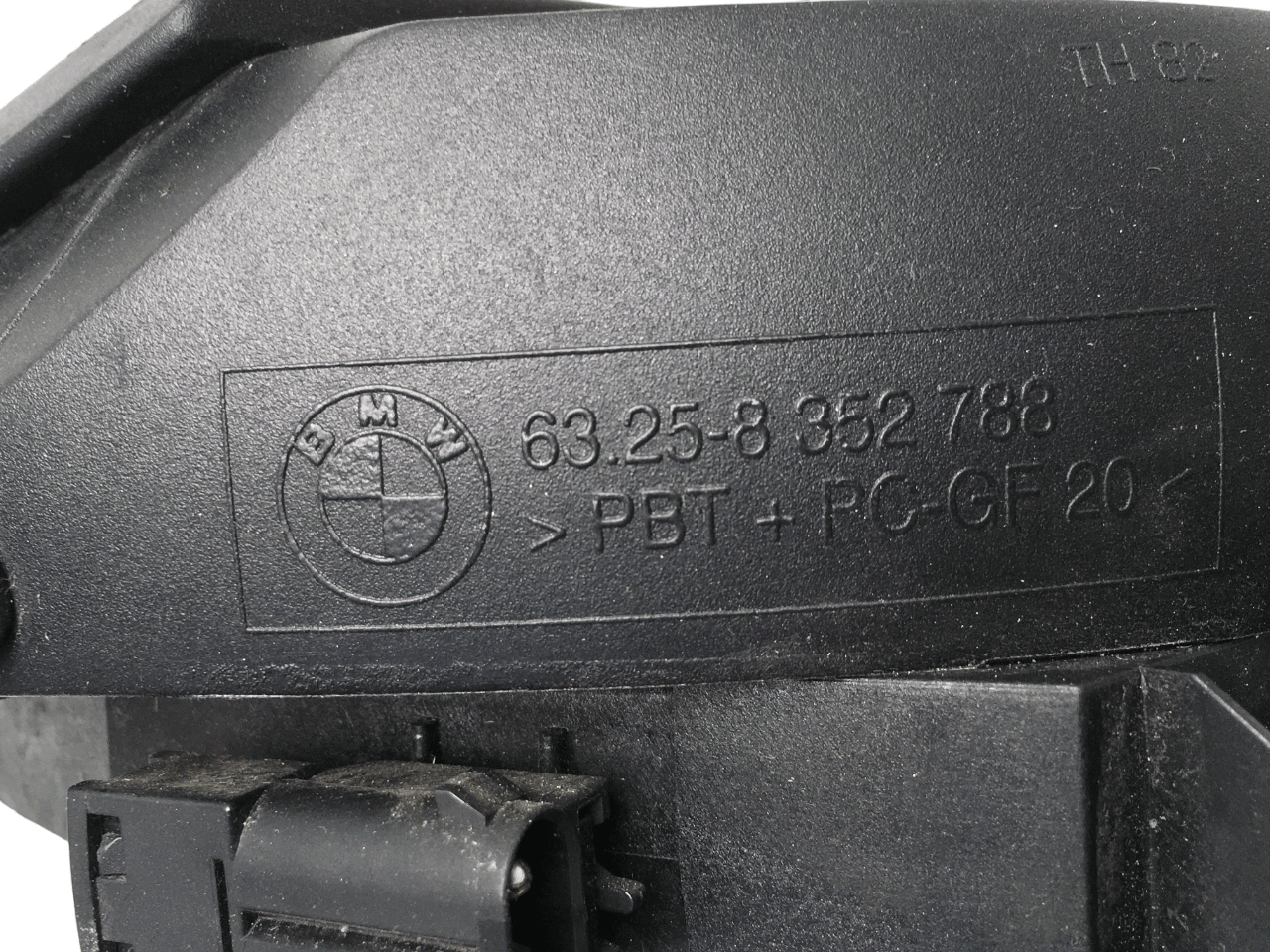 Luz central freno Bmw Serie 7 E38 - 63258352788