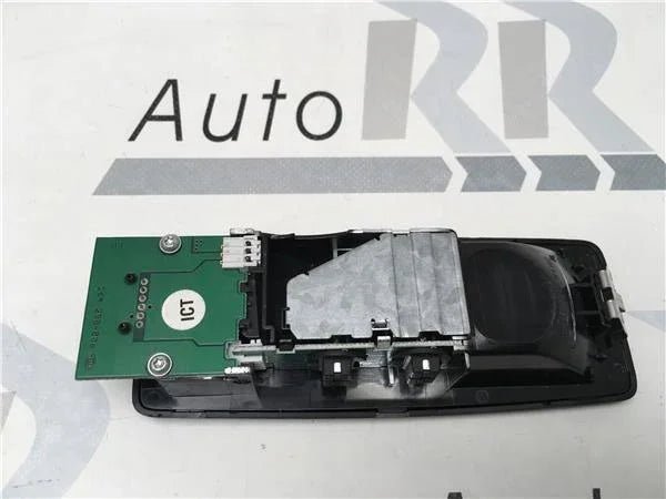 Luz interior trasera derecha BMW E70