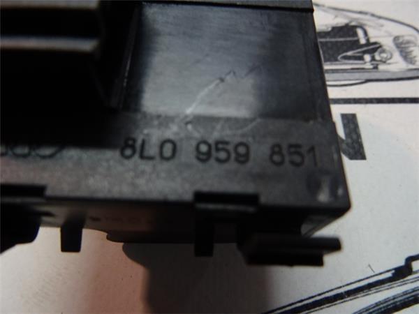 Mando elevalunas audi a3 8l - 8l0959851