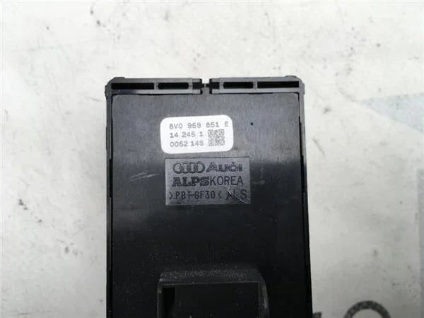 Mando elevalunas Audi A3 8V 8v0959851e