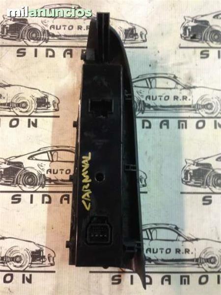 Mando elevalunas derechao kia carnival 3 - 