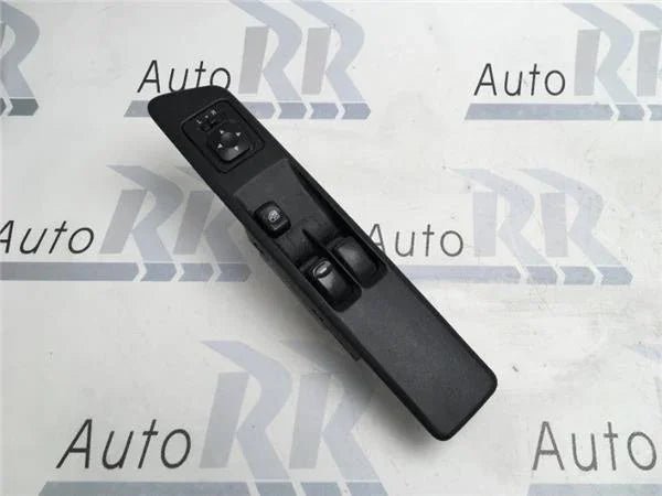 Mando elevalunas Mitsubishi Monytero Pin