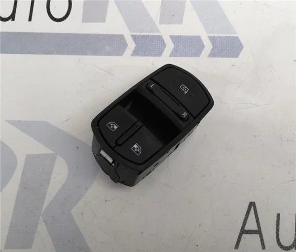 Mando elevalunas Opel Corsa D