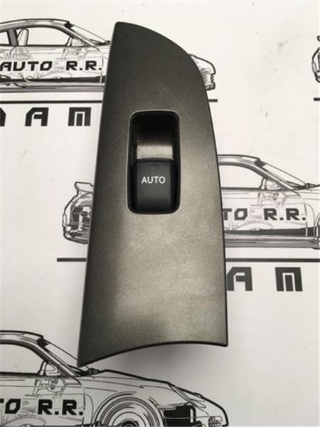 Mando elevalunas tras dcho lexus is ii - 8403053020