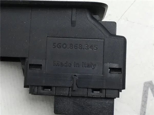 Mando elevalunas VW Golf VII 5g0868345