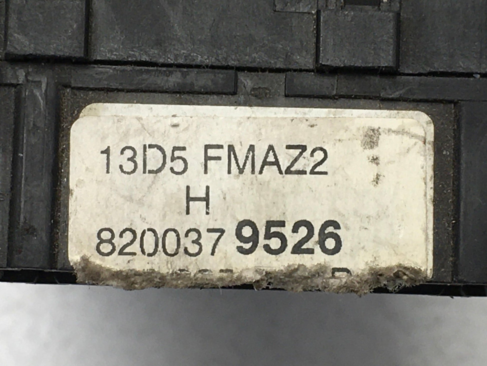 Mando limpia Renault 8200379526 - 8200379526