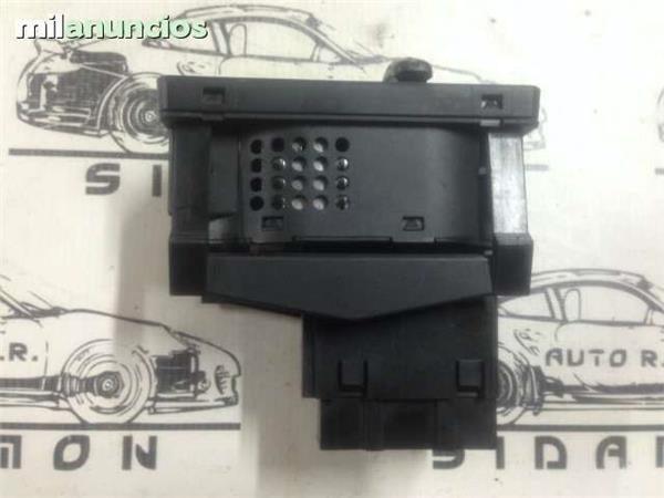 Mando luces ford focus 4m5t13a024ca - 4m5t13a024ca