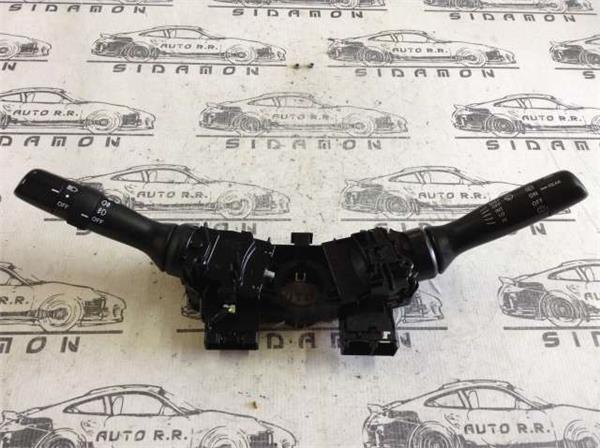 Mando luces toyota yaris ii - 0d080 17f142