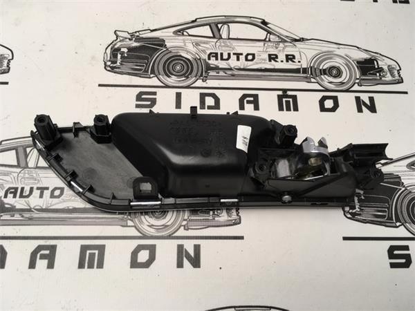 Maneta interior trasera izq audi a3 8v - 8v4839019b