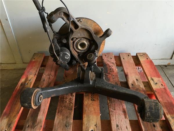 Mangueta delantera izq Jeep Cherokee KJ