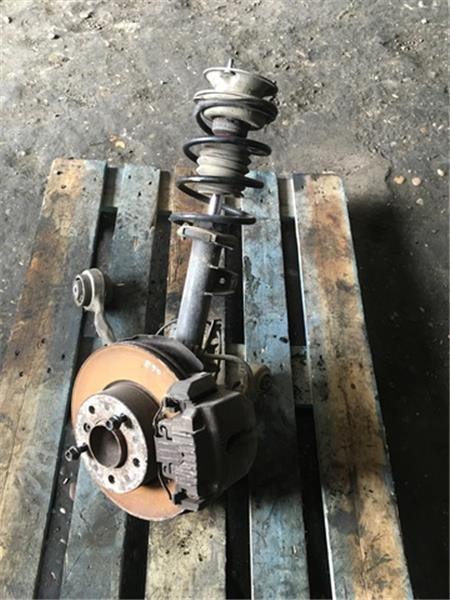 Mangueta delantera izquierda bmw e90 - 