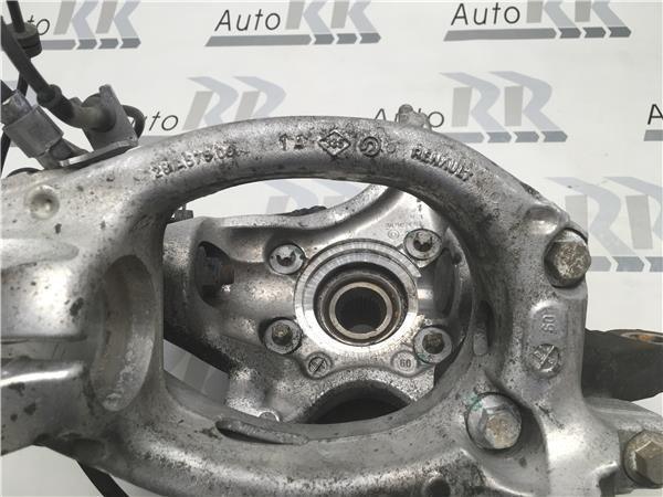 Mangueta derecha Renault Megane III RS - 28a57506